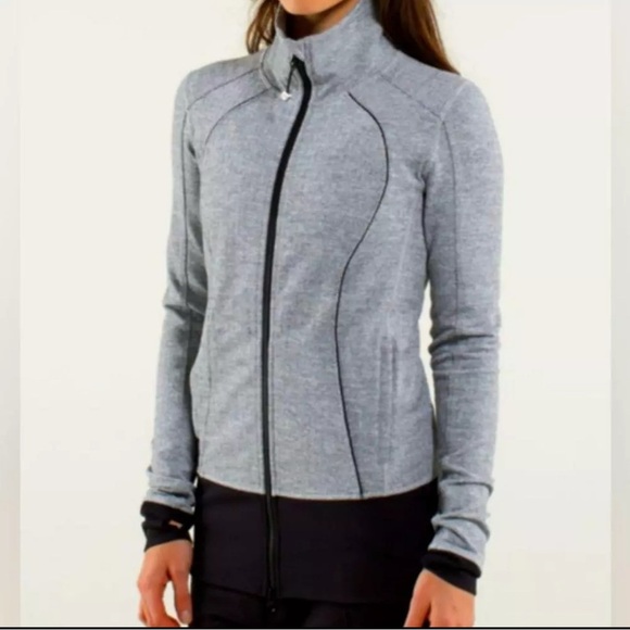 Lululemon Women's Size 8 Herringbone Grey Full Zip Athletic‎ Asana Jacket - Picture 2 of 10